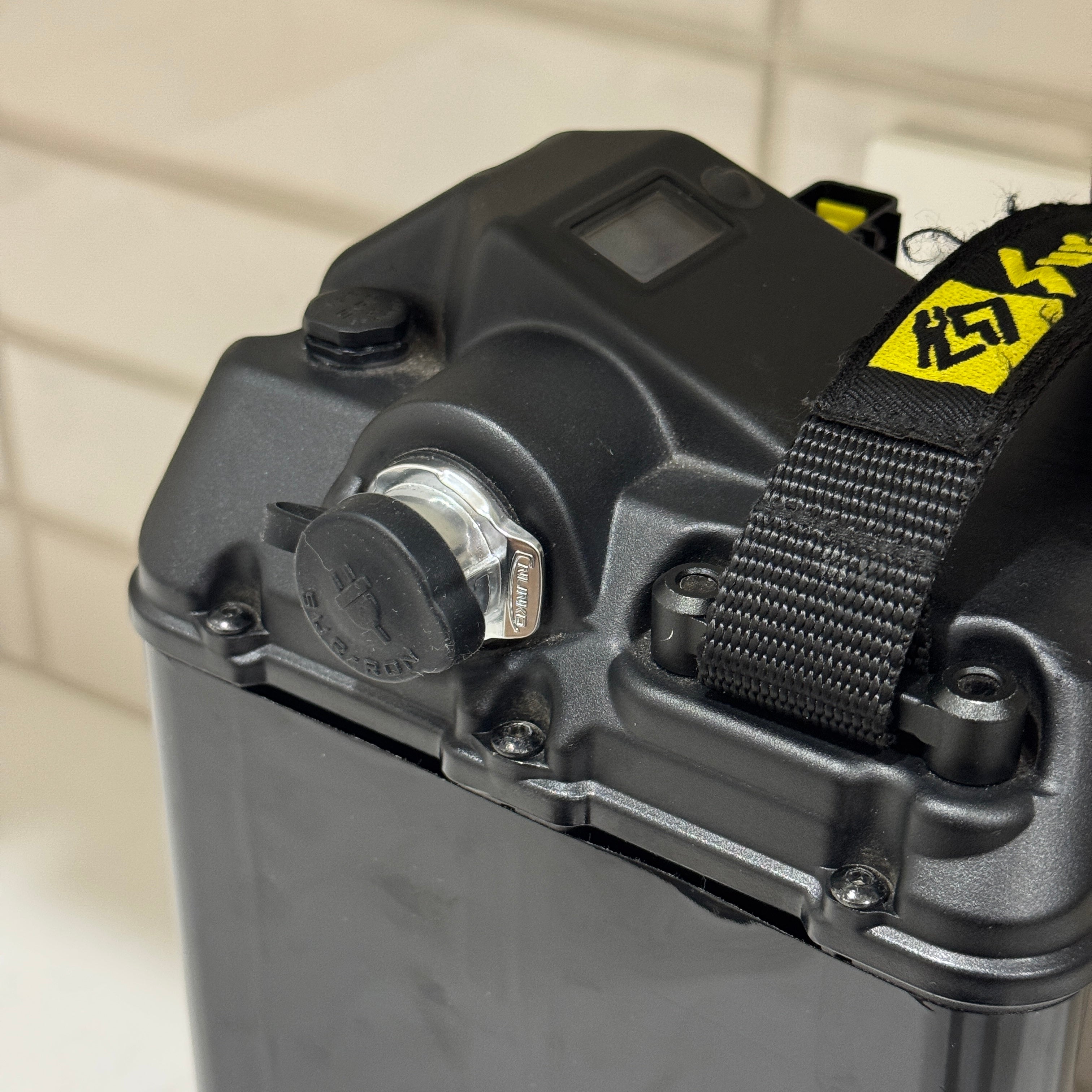 Surron Light Bee Gloss Black Battery Wrap